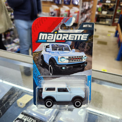 Majorette - Showroom Series Premium Cars - Ford Bronco (Baby Blue)