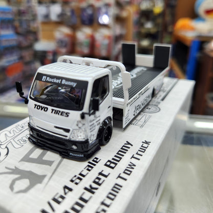 Micro Turbo - Custom Flat Bed Tow Truck 'Rocket Bunny' (White) - 1:64 Scale