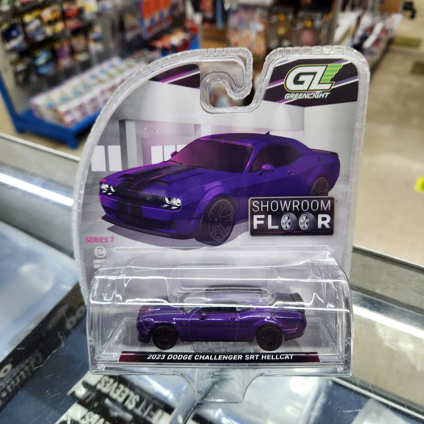 Greenlight - 'Showroom Floor' Series 7 - 2023 Dodge Challenger SRT Hellcat - 1:64 Scale