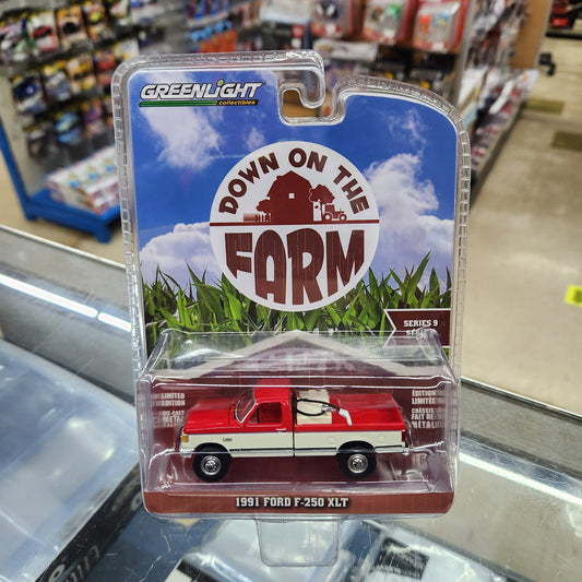 Greenlight - 'Down on the Farm' Series 9 - 1991 Ford F-250 XLT - 1:64 Scale