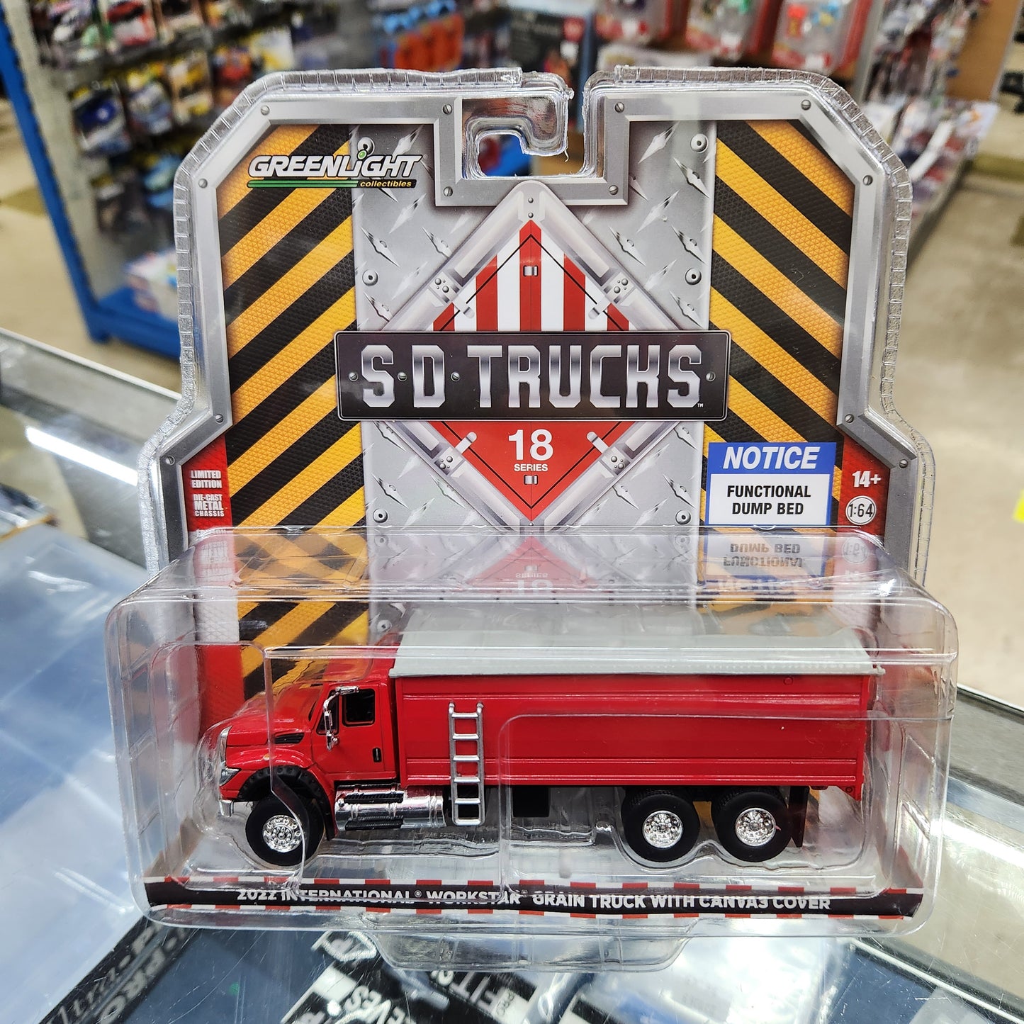 Greenlight - SD Trucks - 2022 International Workstar Grain Truck - 1:64 Scale