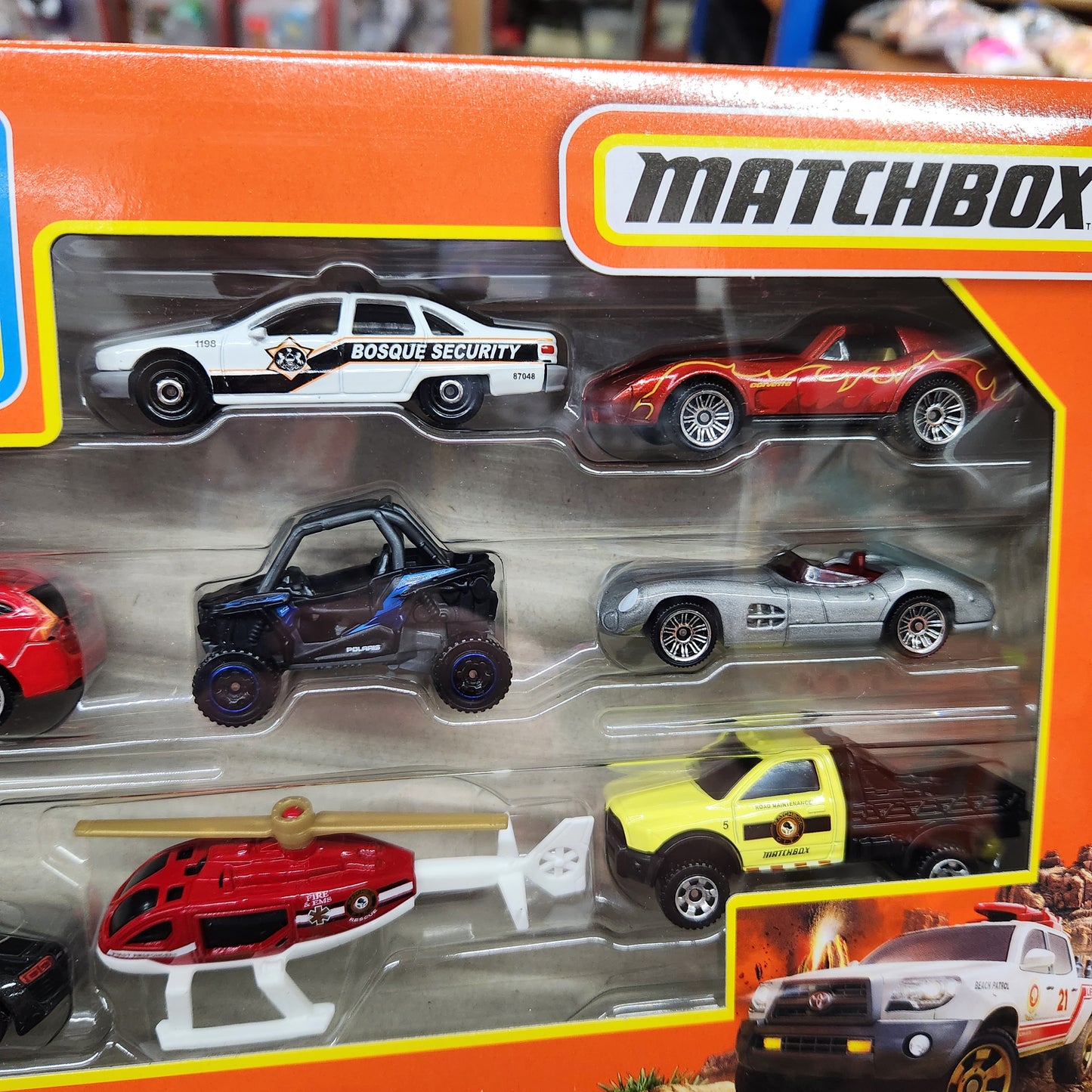 Matchbox - 9 Car Collection with Exclusive 'Toyota Tacoma Lifeguard Truck'