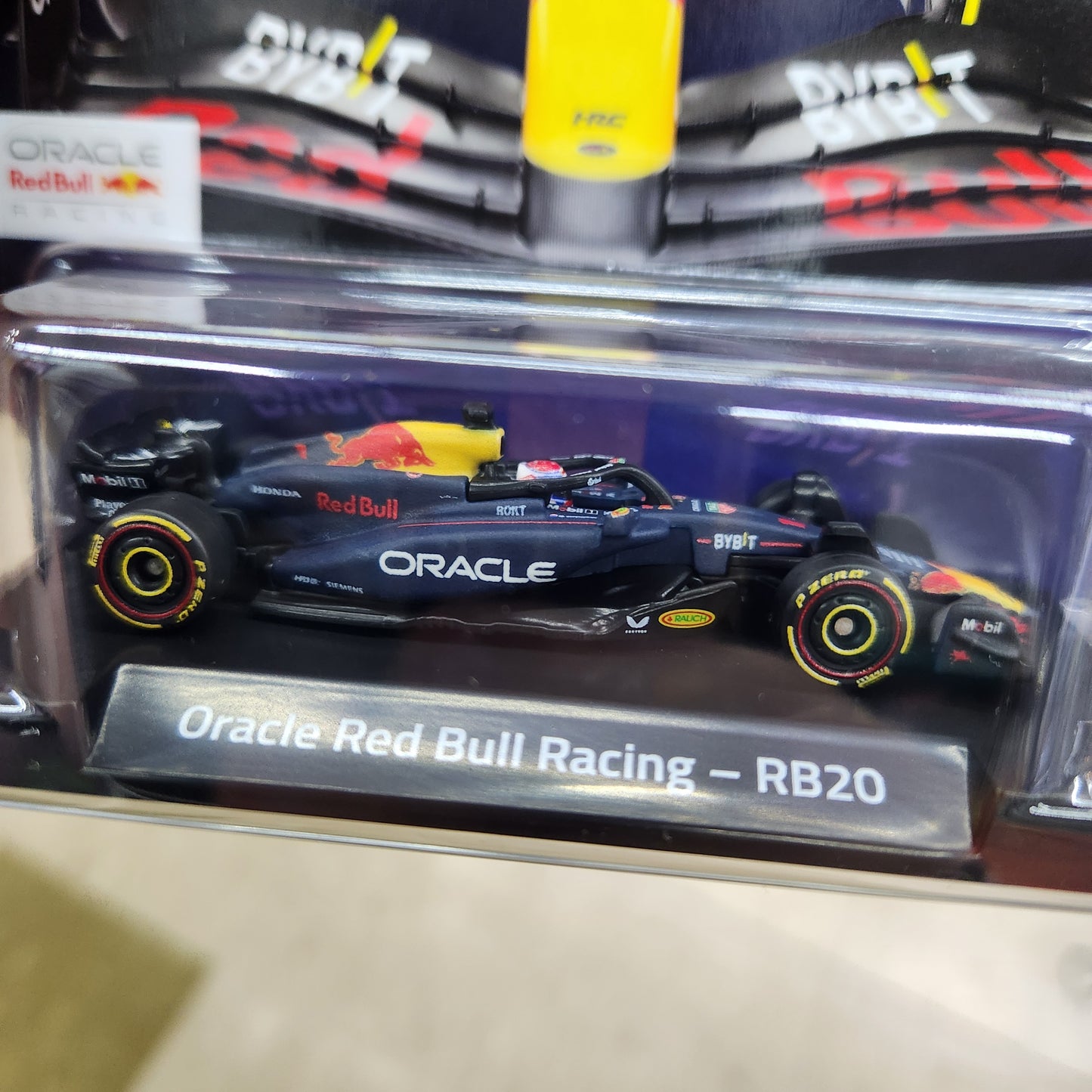 Hot Wheels Premium - 2024 Formula 1 Oracle Red Bull Racing - RB20 #1 Max Verstappen