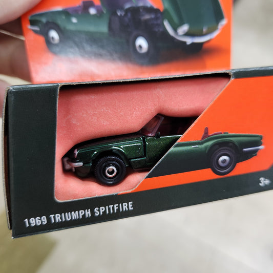 Matchbox - Moving Parts - 1969 Triumph Spitfire - 1:64 Scale