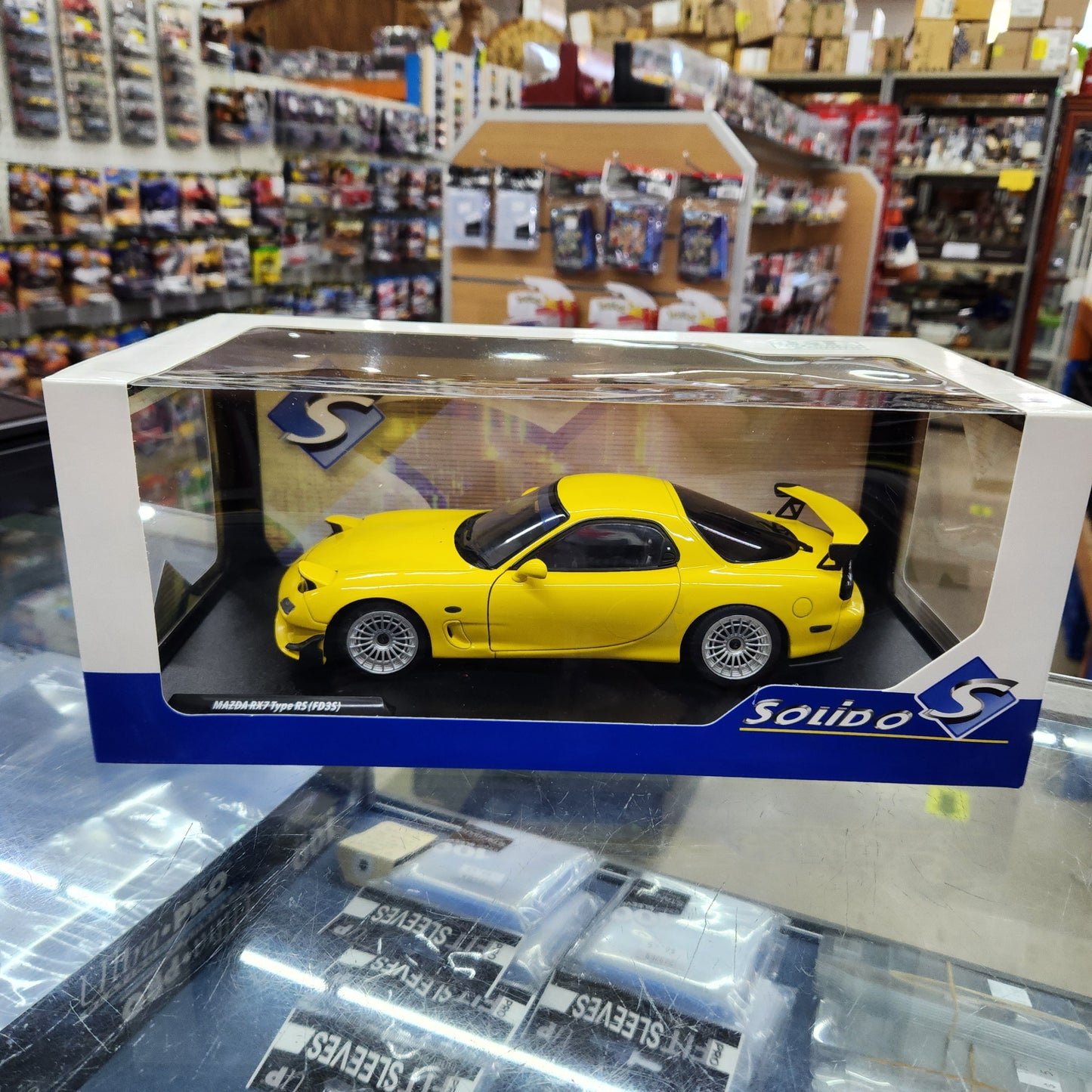 Solido - Mazda RX-7 FD RS 'Streetfighter Yellow' - 1:18 Scale