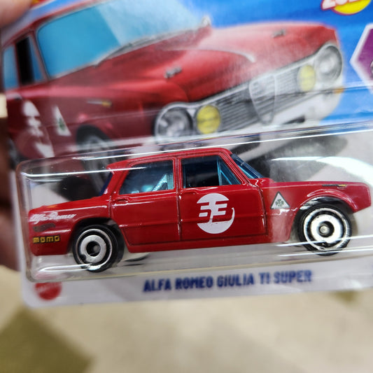 Hot Wheels - Alfa Romeo Giulia TI Super - Short Card