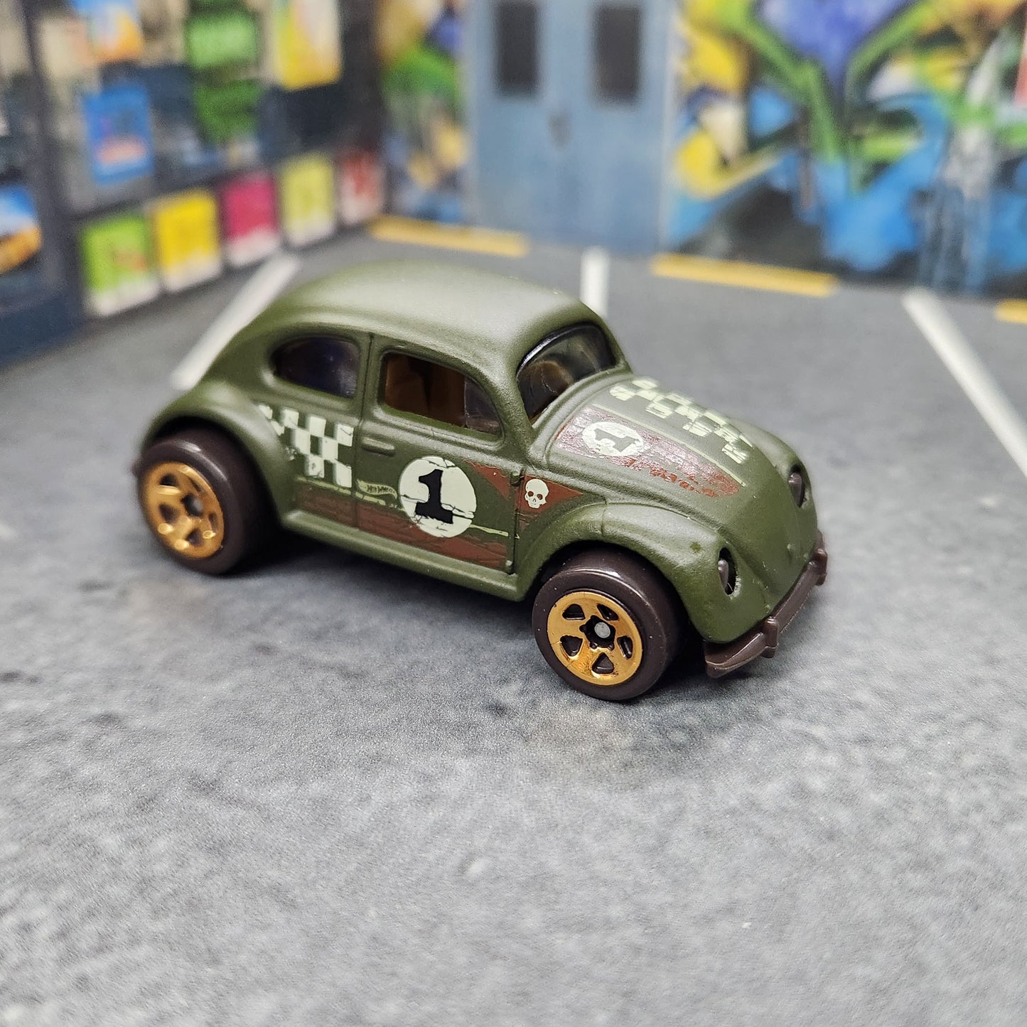 Uncarded - Hot Wheels - Volkswagen Beetle #1 (Army Green) - 1:64 Scale