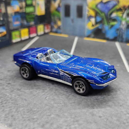 Uncarded - Hot Wheels - '72 Corvette Stingray #2 - 1:64 Scale