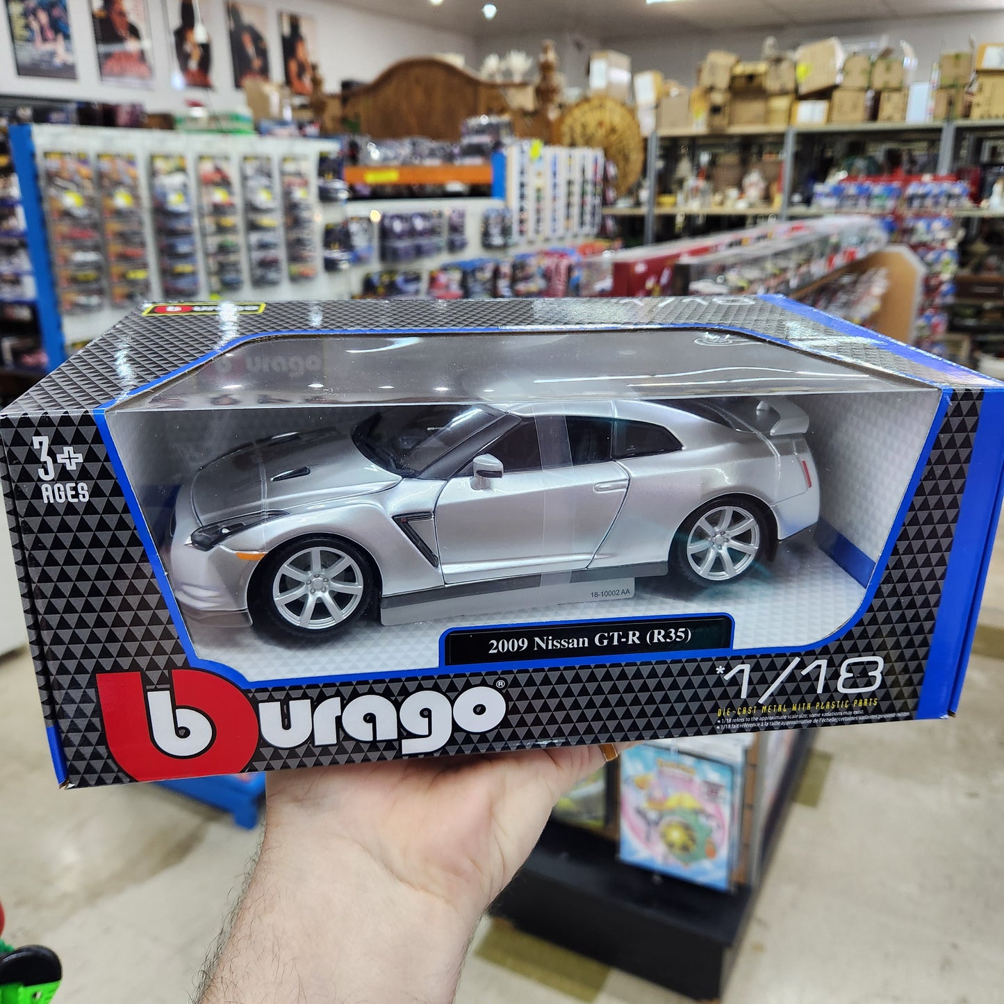 Bburago - 2009 Nissan GT-R (R-35) Silver - 1:18 Scale