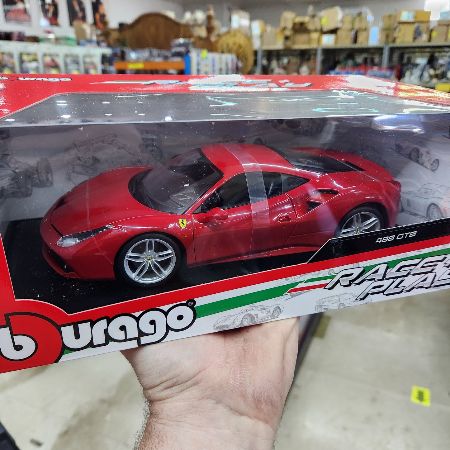 Bburago - Ferrari Race & Play - 2016 Ferrari 488 GTB (Red) - 1:18 Scale