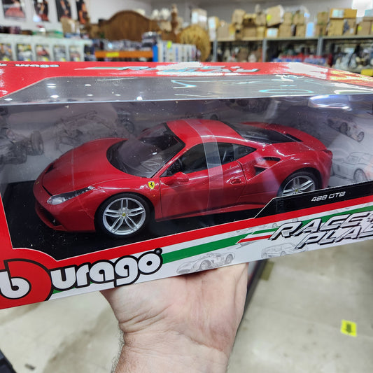 Bburago - Ferrari Race & Play - 2016 Ferrari 488 GTB (Red) - 1:18 Scale