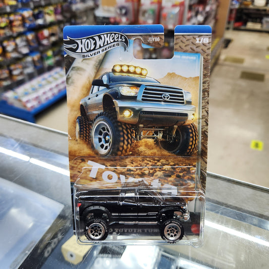 Hot Wheels Silver Series - 'Toyota' - 2010 Toyota Tundra - 1:64 Scale