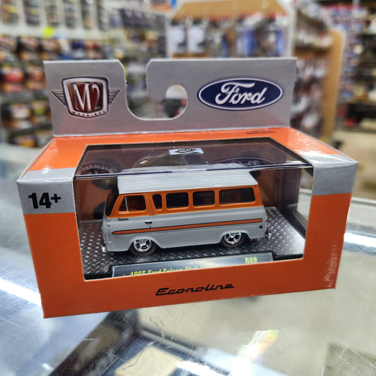 M2 Machines - 'Detroit Muscle' Series 89 - 1965 Ford Falcon Club Wagon