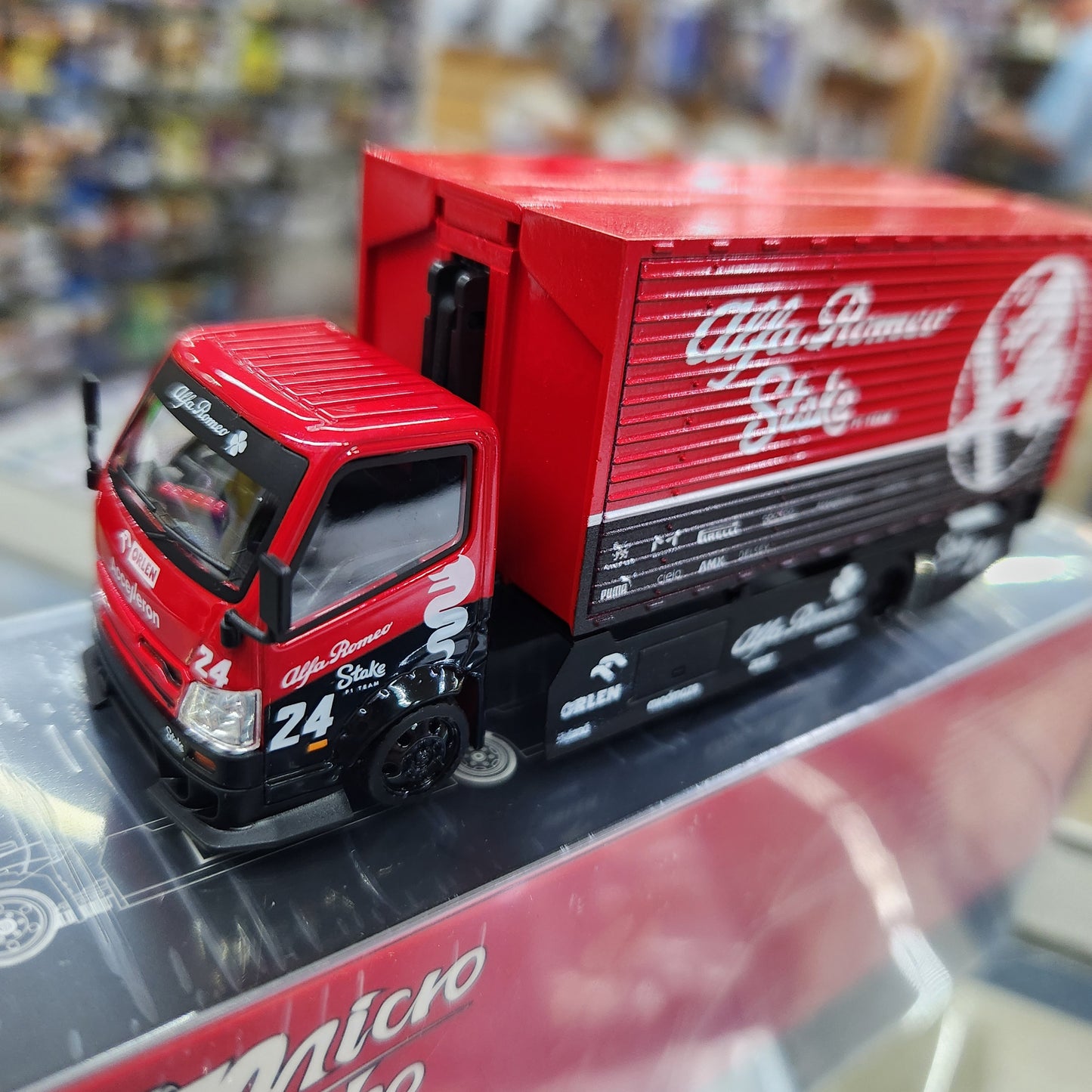 Micro Turbo - Alfa Romeo 'Stake F1 Team' Custom Truck - 1:64 Scale