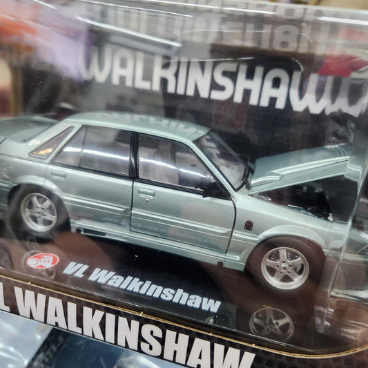 DDA - Holden VL Walkinshaw (Panorama Silver) - 1:24 Scale