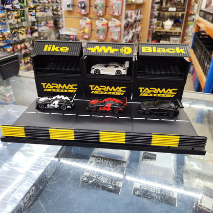 Tarmac Works - Mercedes-AMG GT3 #4 Black Special Edition Box Set