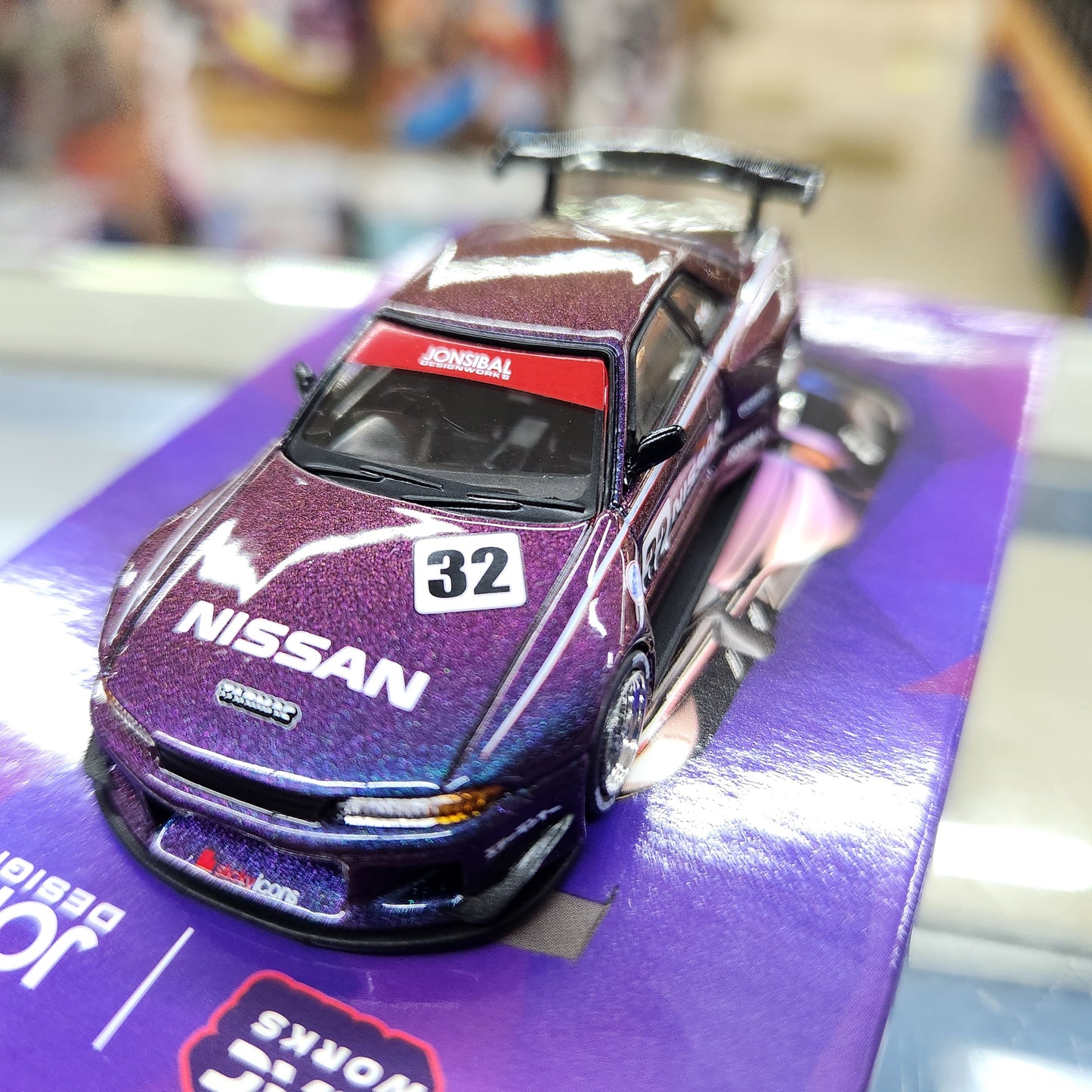 Tarmac Works - Nissan Skyline (R32) #32 Widebody - Midnight Purple
