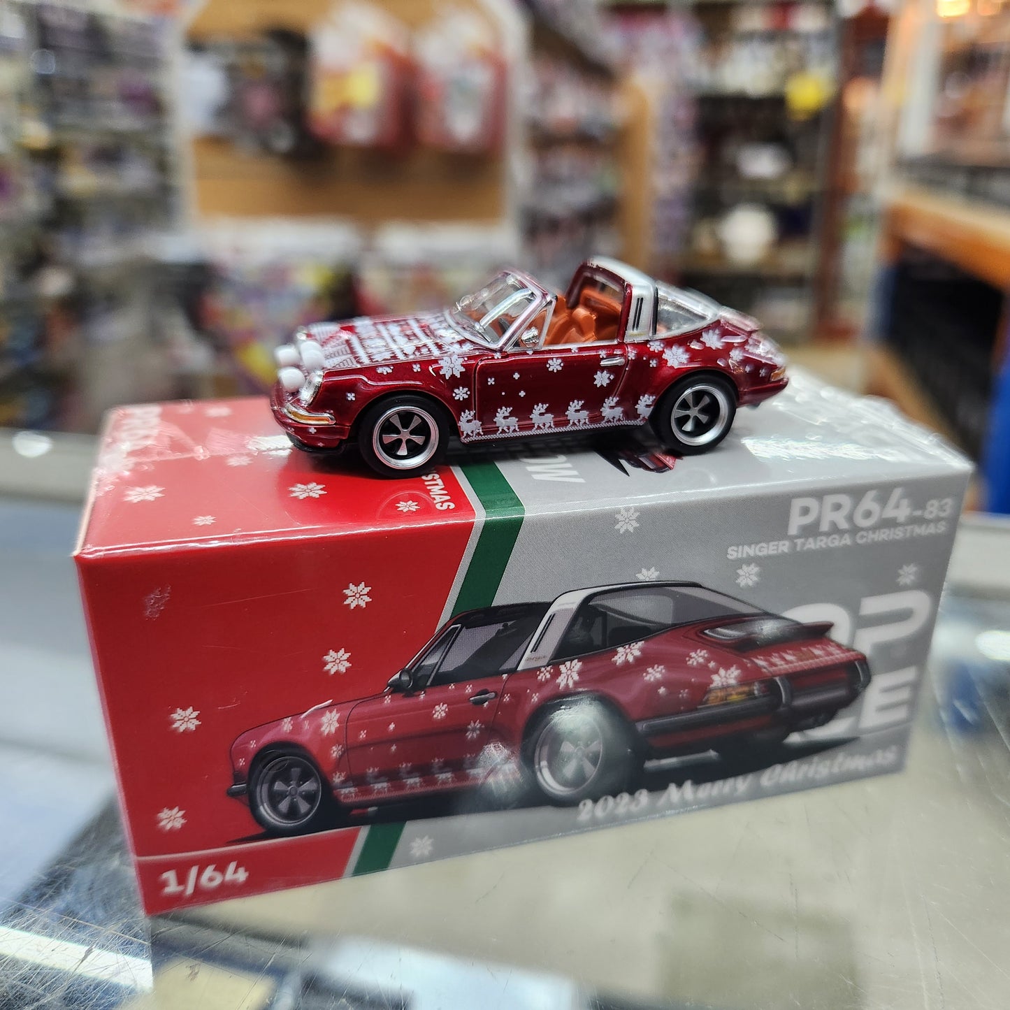 Pop Race - Singer Targa '2023 Christmas Edition' - 1:64 Scale
