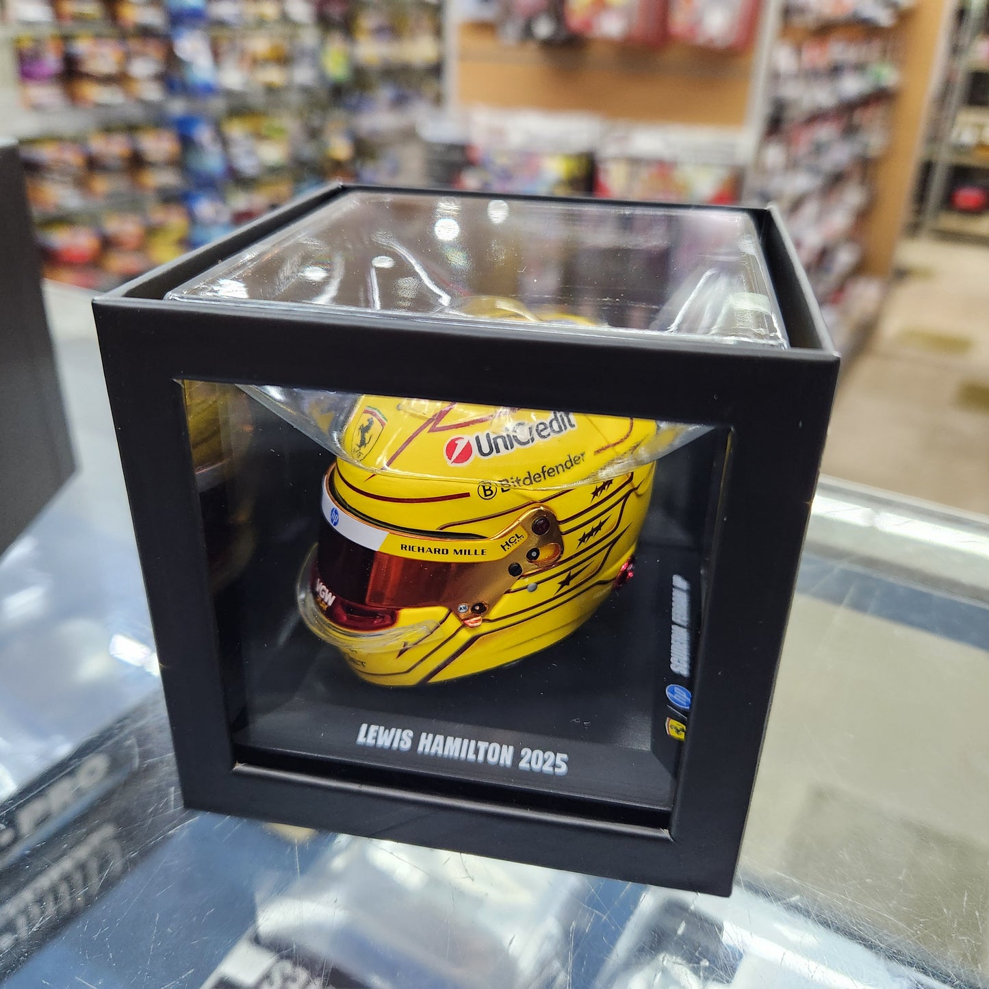 Looksmart - Helmet - Ferrari F1 Team - Fiorano Test 2025 - Lewis Hamilton - 1:5 Scale