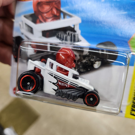 Hot Wheels - Skull Shaker (2025) - Short Card