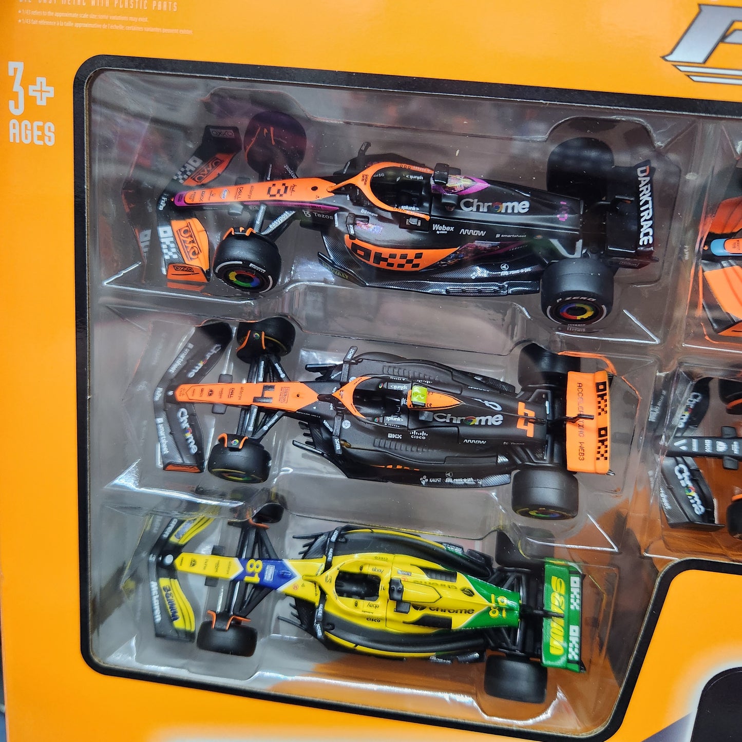 BBurago - Formula Racing - McLaren F1 Team - 7 Car Display - 1:43 Scale
