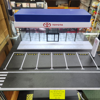 Moreart - Toyota Showroom Diorama (Battery Operated) -1:64 Scale