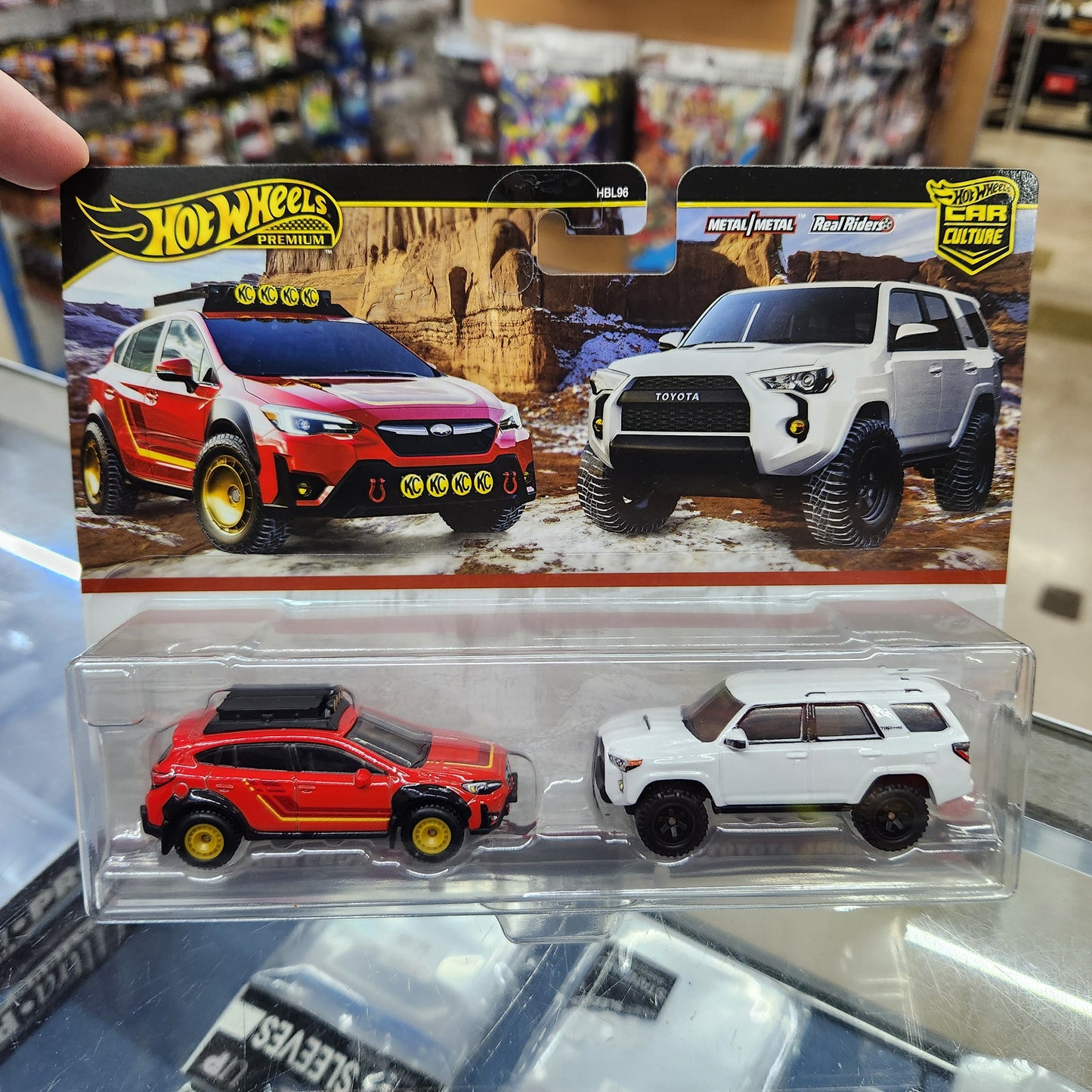Hot Wheels Premium - Car Culture - 2 Pack - Subaru Crosstrek & 2018 Toyota 4Runner