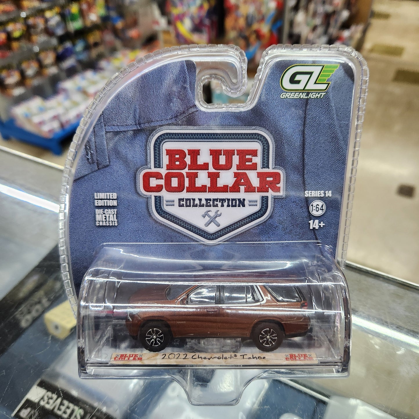 Greenlight - Blue Collar Collection (Series 14) - 2022 Chevrolet Tahoe (Auburn Metallic)