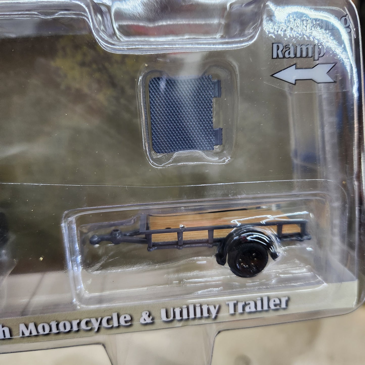 Greenlight - 'Hitch & Tow' Series 32 - 2021 Ford Bronco Black Diamond (Blue) with Utility Trailer