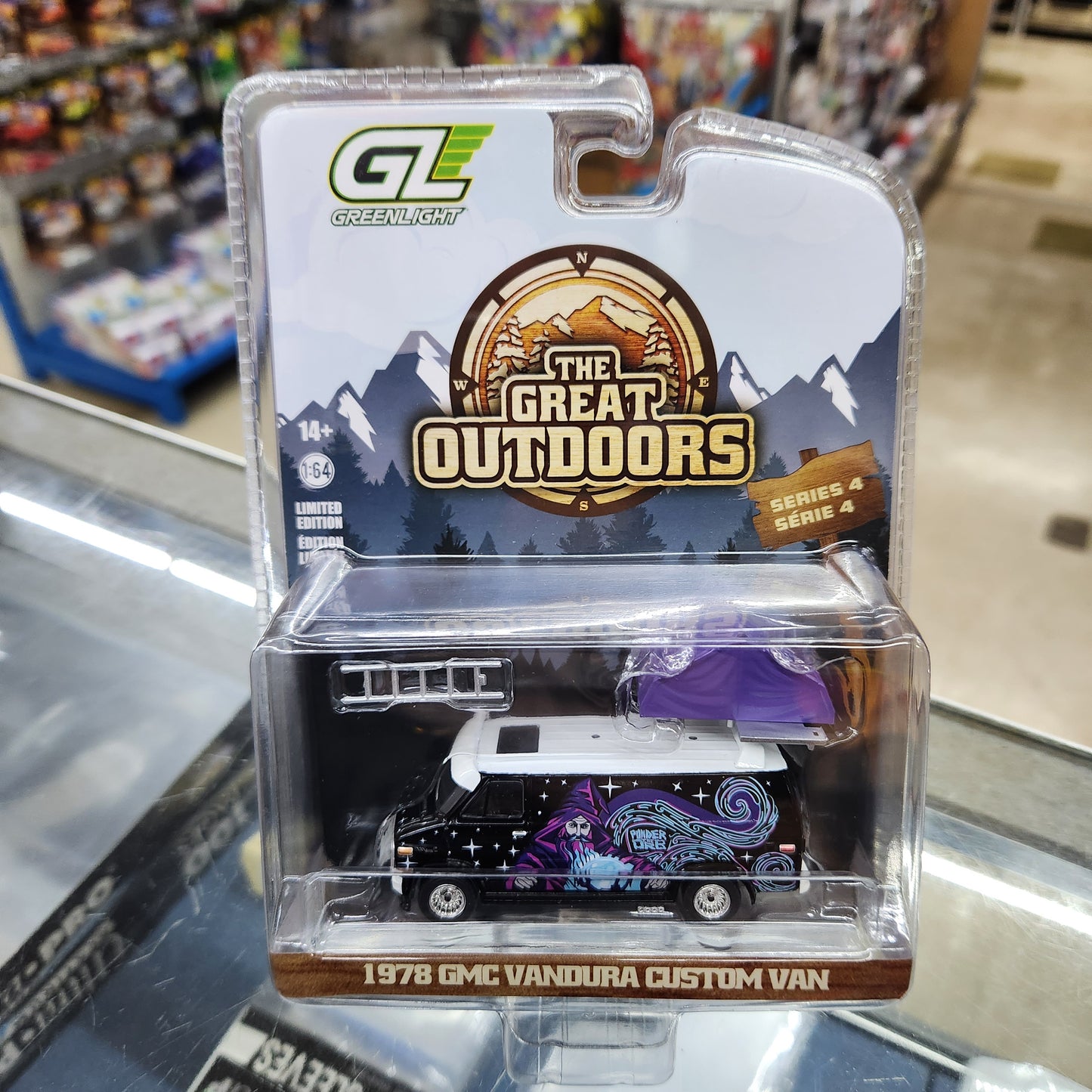 Greenlight - The Great Outdoors Series 4 - 1978 GMC Vandura Custom Van 'Wizard' with Sleeper