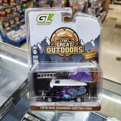 Greenlight - The Great Outdoors Series 4 - 1978 GMC Vandura Custom Van 'Wizard' with Sleeper