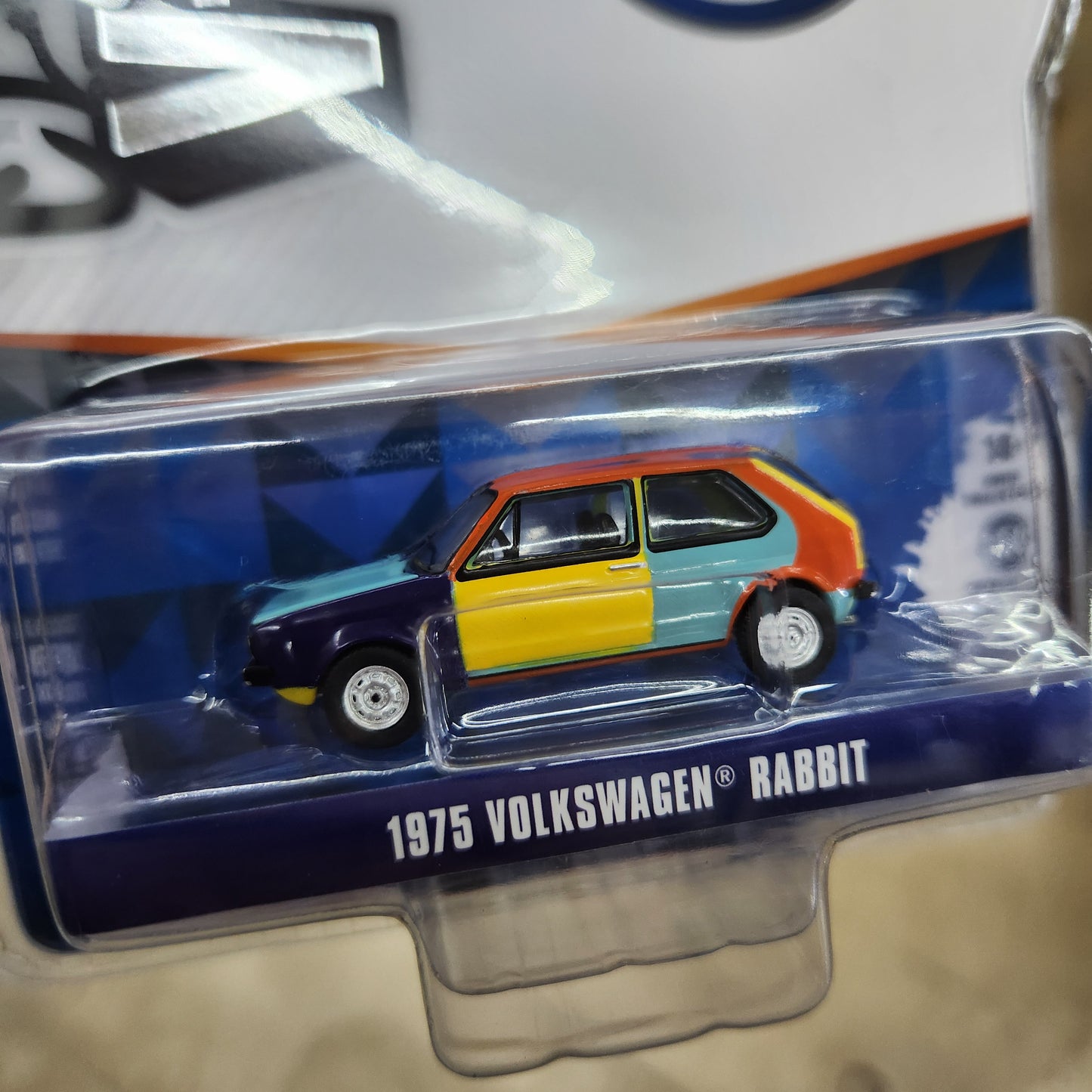 Greenlight - Club V-Dub Series 21 - 1975 Volkswagen Rabbit 'Harlequin Tribute'