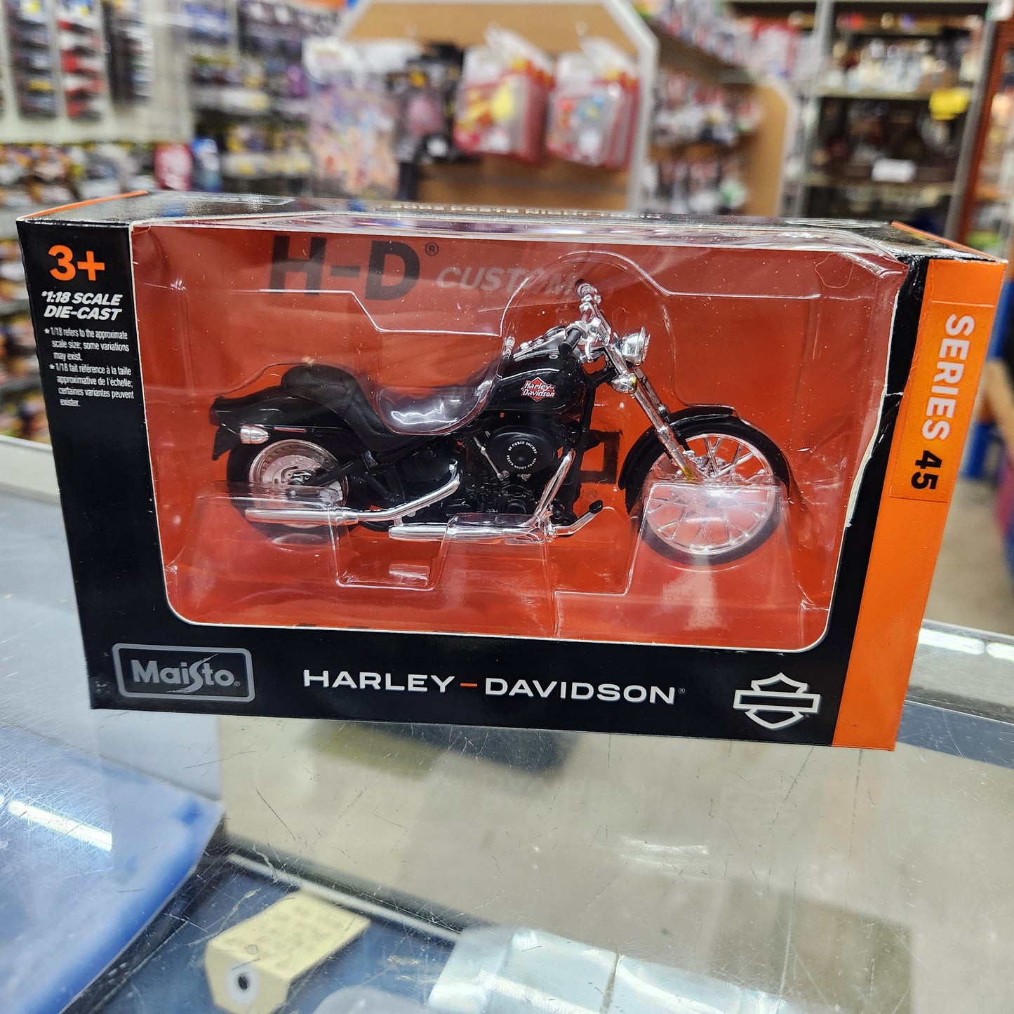 Maisto - Harley Davidson Series 45 - 2002 FXSTB Night Train - 1:18 Scale