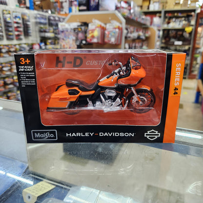 Maisto - Harley Davidson Series 44 - 2022 CVO Road Glide