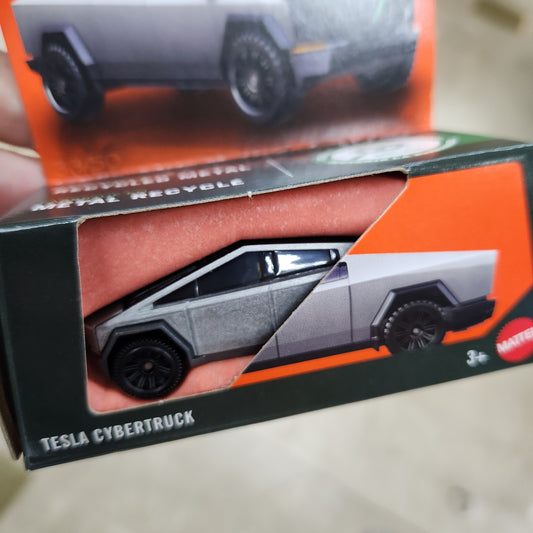 Matchbox - Moving Parts - Tesla Cybertruck - 1:64 Scale