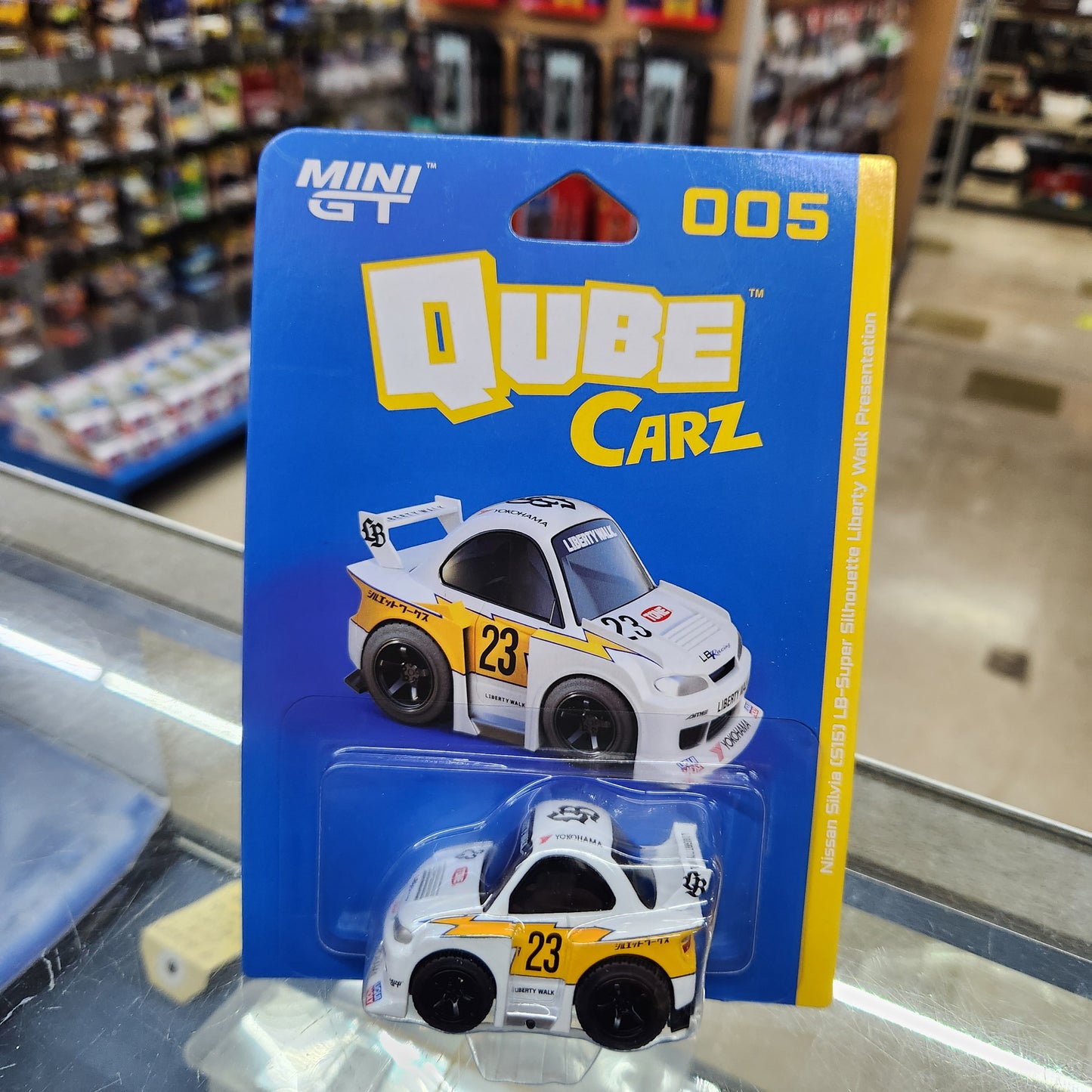 MiniGT - Qube Carz - Nissan LB-Super Silhouette S15 SILVIA  Liberty Walk Presentation