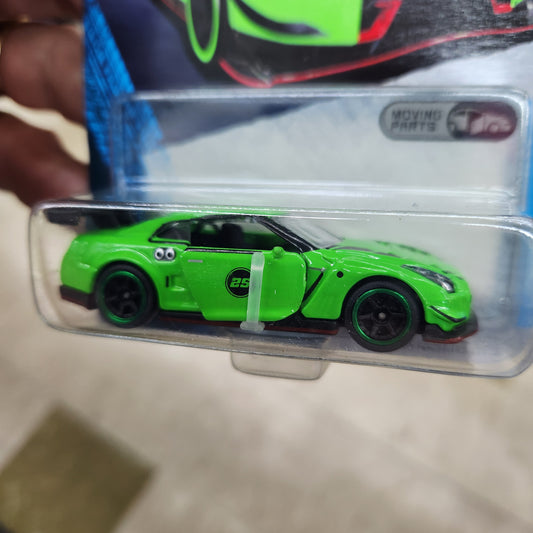 Majorette - Showroom Series Premium - Nissan Skyline GT-R Nismo (Green) - 2025 **CHASE**