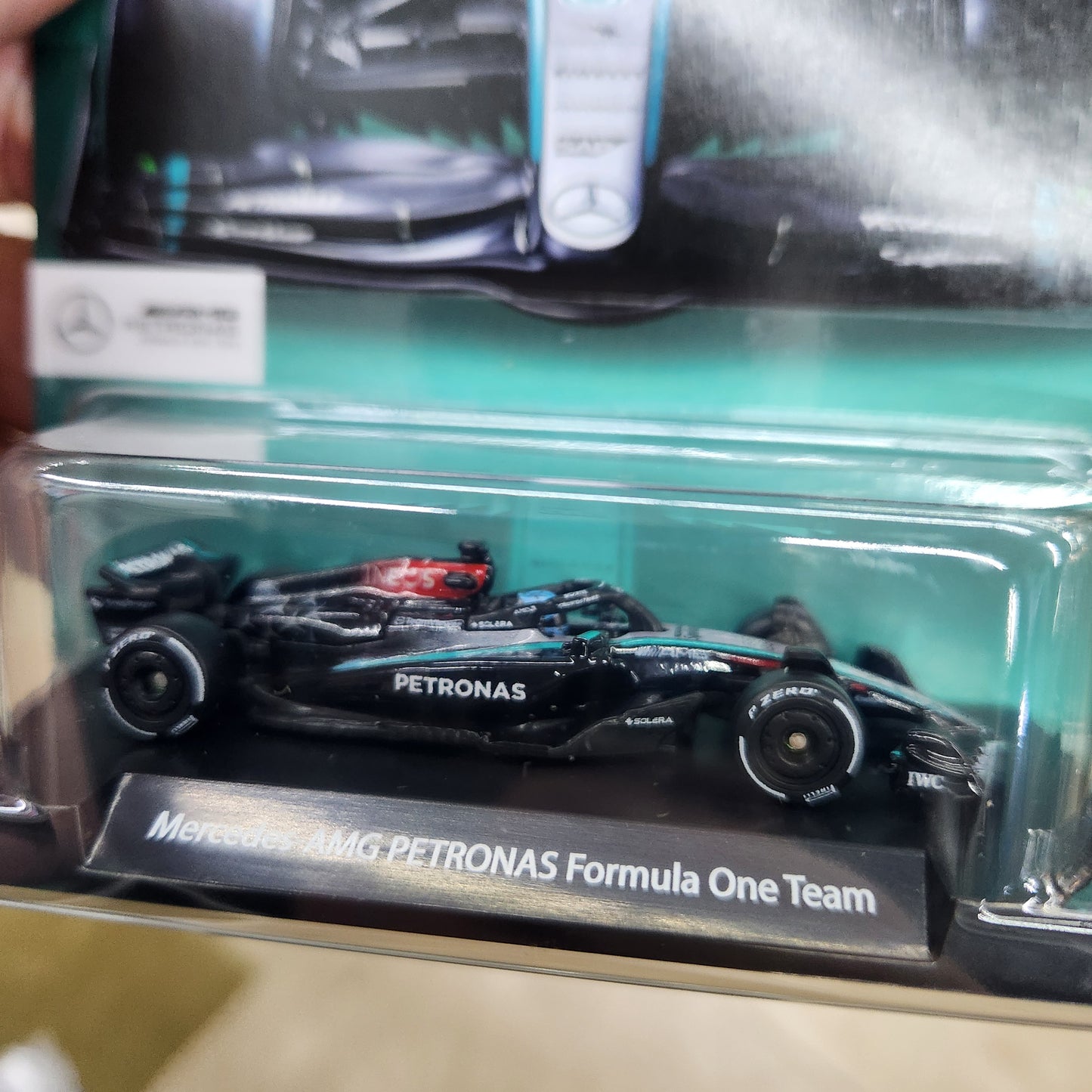 Hot Wheels Premium - 2024 Formula 1 Mercedes-AMG F1 Team - #63 George Russell