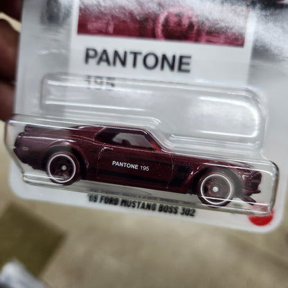 Hot Wheels Silver Series - Pantone (2026) (Mix 1) - '69 Ford Mustang Boss 302