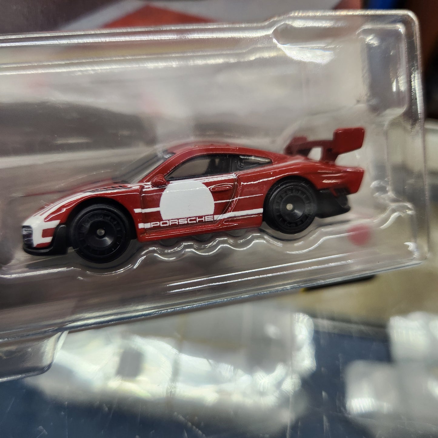 Hot Wheels Premium - Car Culture - 2 Pack - Porsche 935 & 2018 Porsche 935