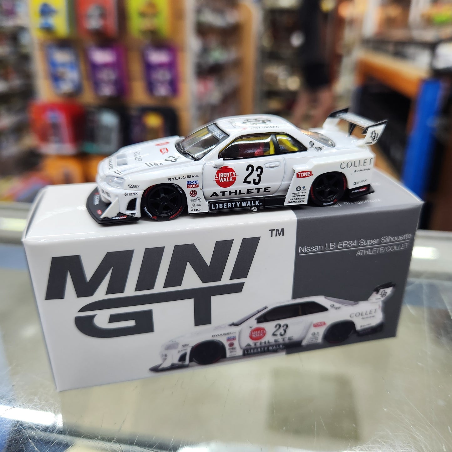 MiniGT - Nissan LB-ER34 Super Silhouette 'Athlete'