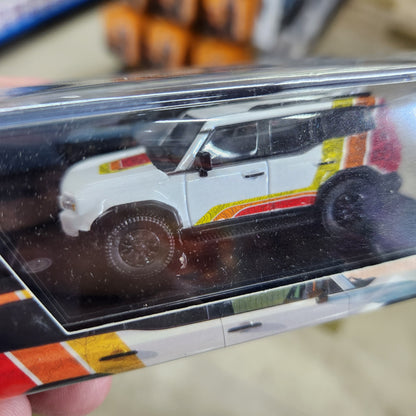 Para64 - 2025 Land Cruiser 250 Prado TRD Colours - 1:64 Scale