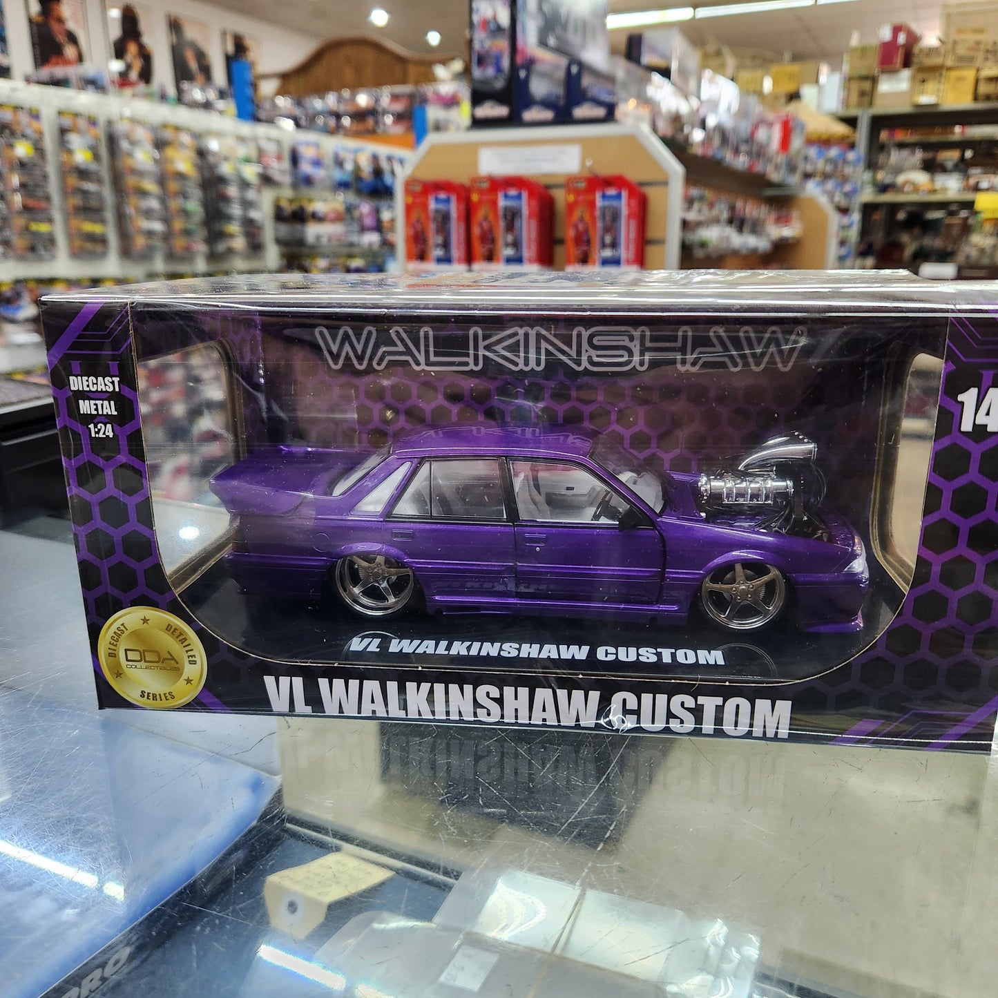 DDA - Holden VL Walkinshaw Supercharged (Purple) - 1:24 Scale