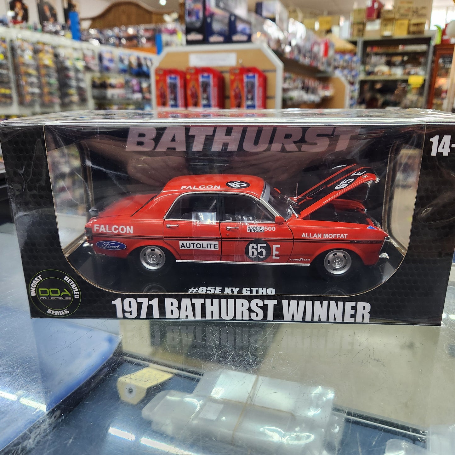 DDA - Ford XY GTHO 1971 Bathurst Winner - Allan Moffat #64E - 1:24 Scale