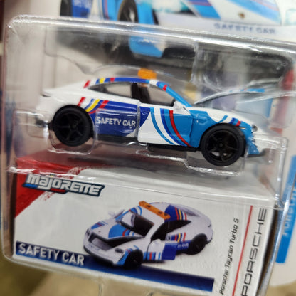 Majorette - Porsche Deluxe Cars - Porsche Taycan Turbo S 'Safety Car'