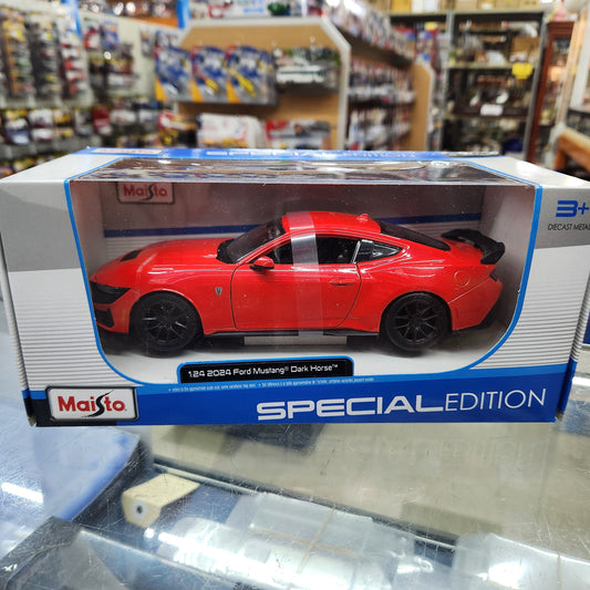 Maisto - 2024 Ford Mustang Dark Horse (Red) - 1:24 Scale