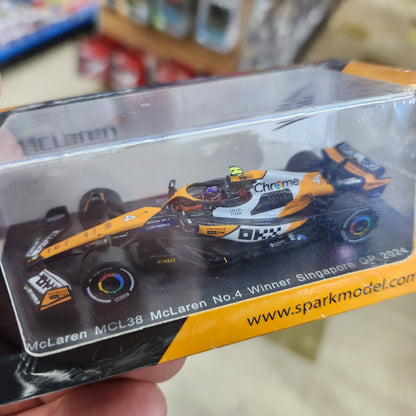 Spark - McLaren 2024 F1 Formula 1 Team MCL38 - #4 Lando Norris (Singapore GP Winner)