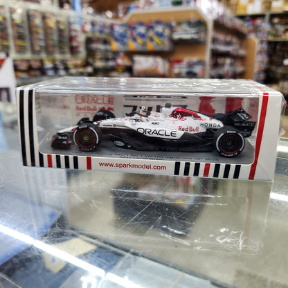 Spark - Red Bull Racing Formula 1 F1 2025 Japanese Winner - #1 Max Verstappen  - 1:43 Scale