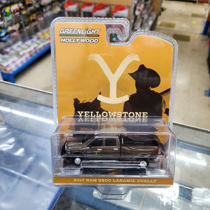 Greenlight - 'Hollywood' - 2017 RAM 3500 Laramie Dually 'Yellowstone'