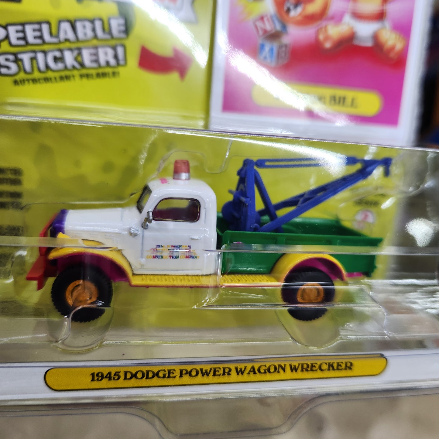 Greenlight - 'Garbage Pail Kids' - 1945 Dodge Power Wagon Wrecker - 1:64 Scale